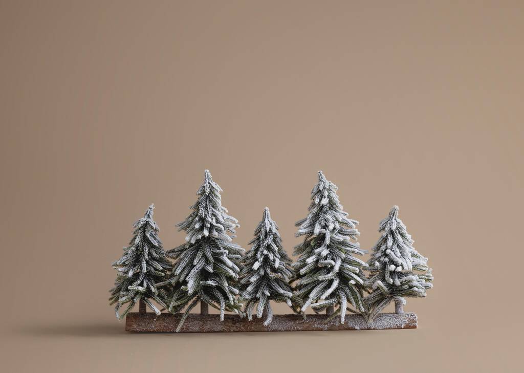 Yukon Trees Decor Large