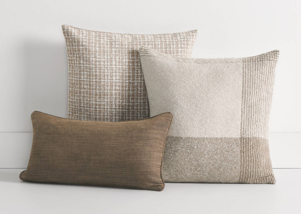 Falling Leaves Pillow Set