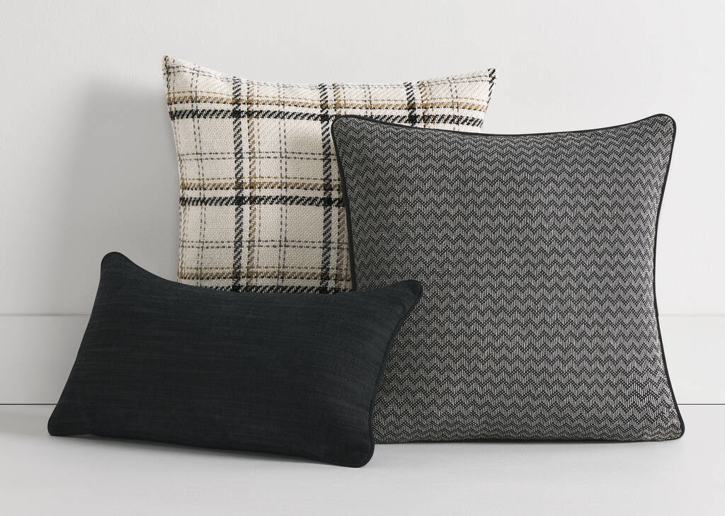 Favourite Sweater Pillow Set